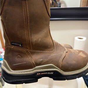 Like new Wolverine boots